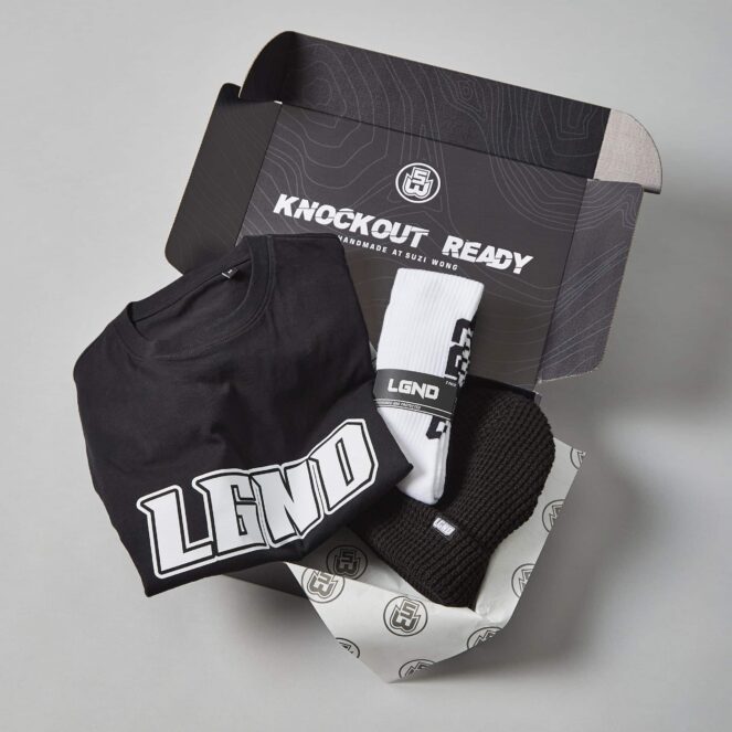 Suzi Wong Gift Box with T-Shirt, Socks and Hat